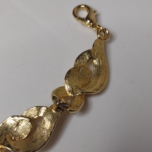 Gold Tone Metal Bracelet With Clear Stones - Picture 12 of 15